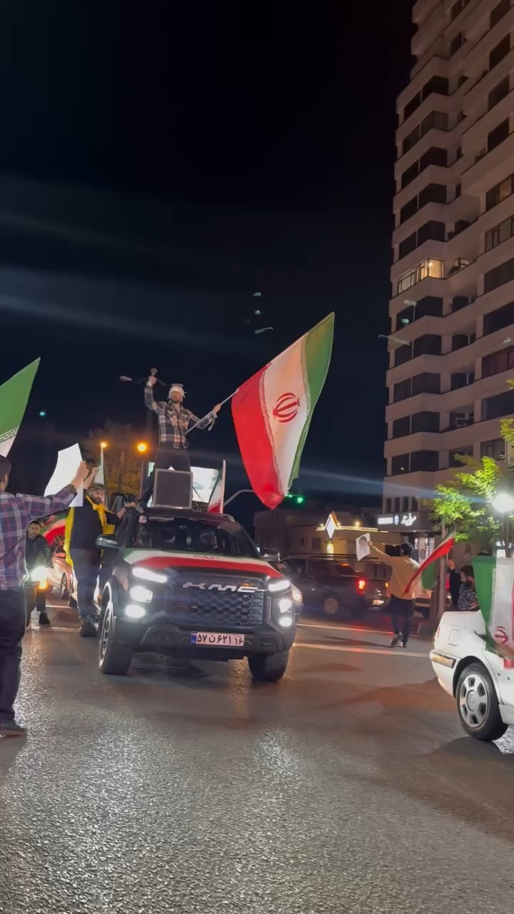 به فرمان رهبر